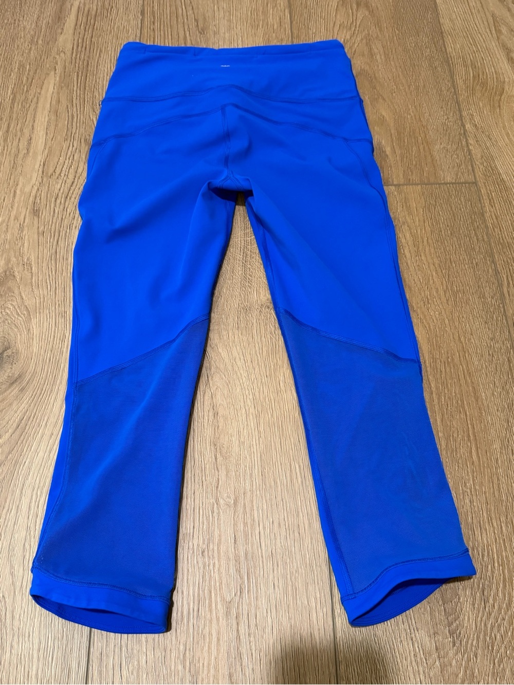 Lululemon  Royal Blue  Cropped  Leggings - Picture 3 of 5